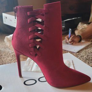 ALDO “Tuxedo” pointed toe canvas red ankle boot (new in box) size 7